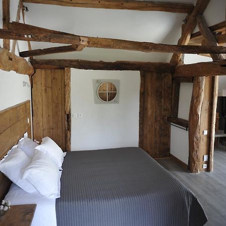 La Bergerie Du Chateau De Pommeuse Екстериор снимка